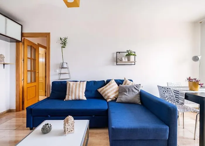Amura Motril. Apartamento Con Garaje