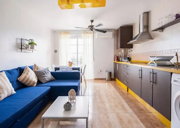 Amura Motril. Apartamento con garaje
